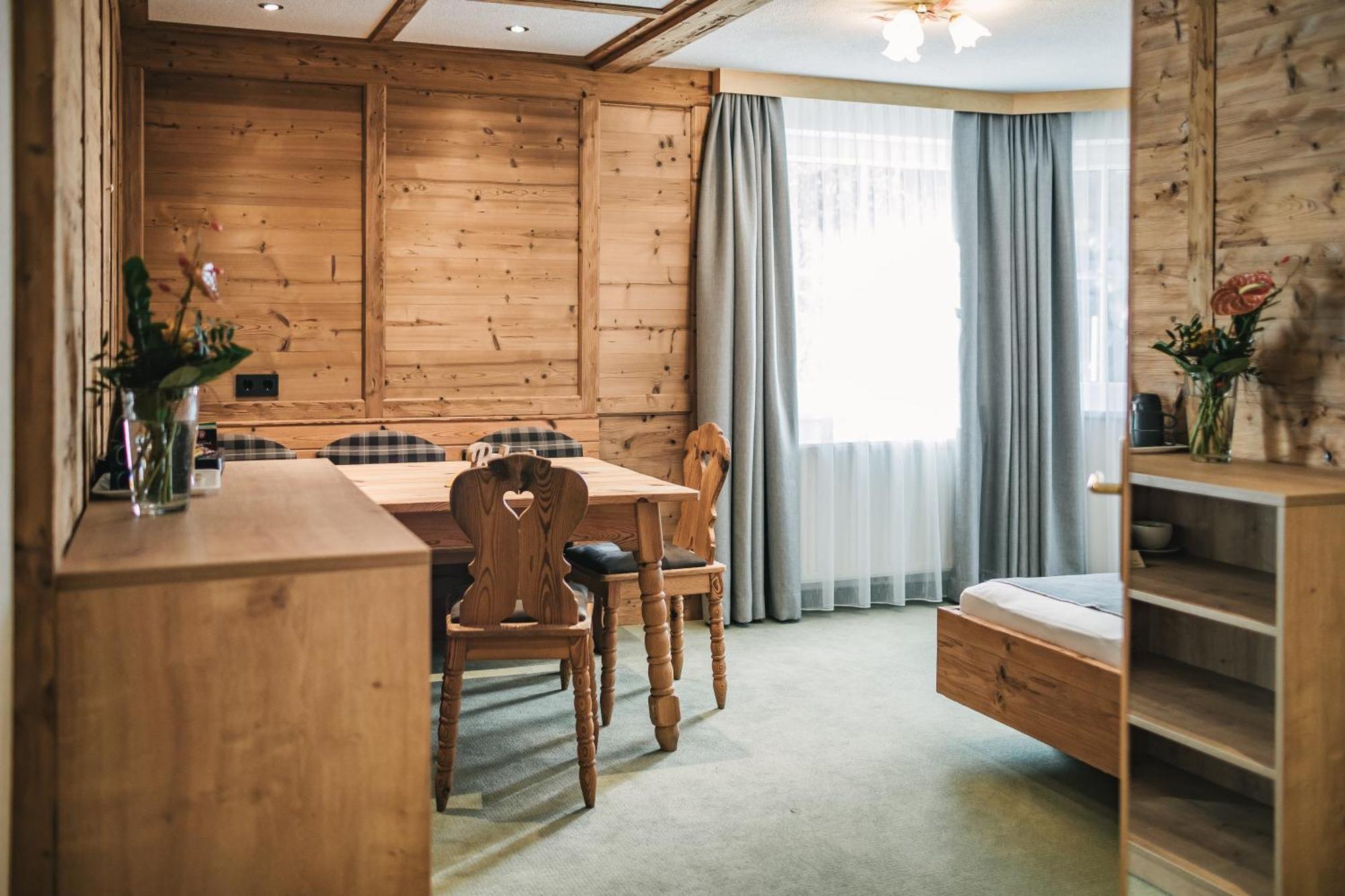 Arlen Lodge Hotel Inkl Premium Karte Im Sommer Санкт-Антон-ам-Арльберг Экстерьер фото